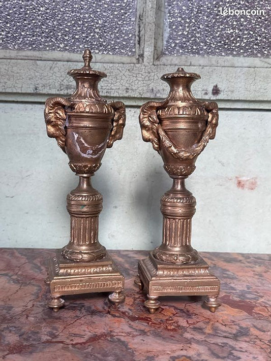 Bougeoirs - Style Louis Xvi - Maison - Bronze d'oré et têtes de bélier