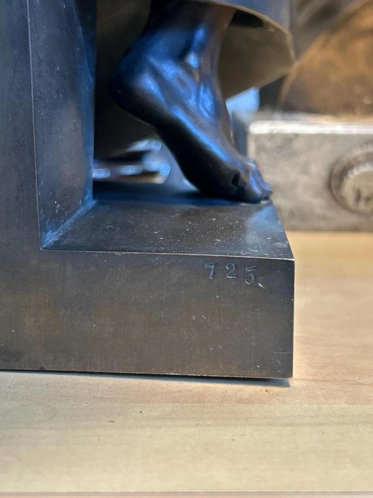 Sculpture en bronze représentant Saint Paul L'apôtre