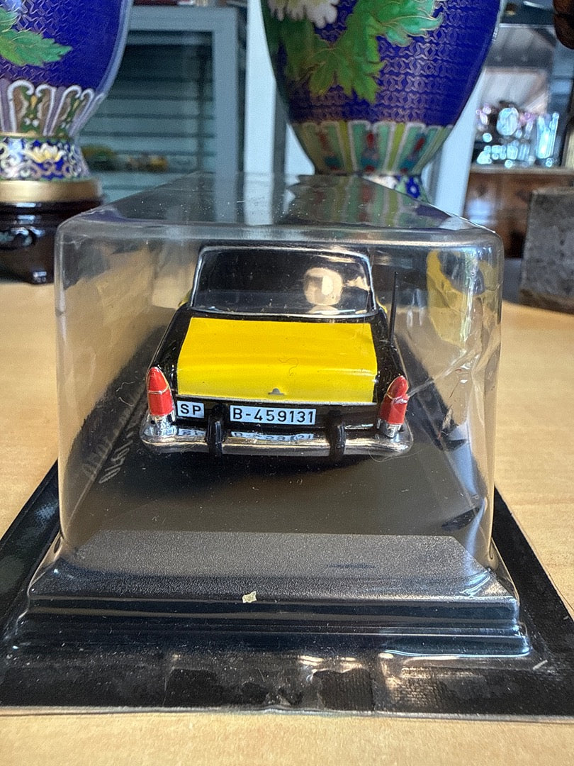 Voiture Miniature – Altaya – Jouet – Seat 1500 Barcelona 1970