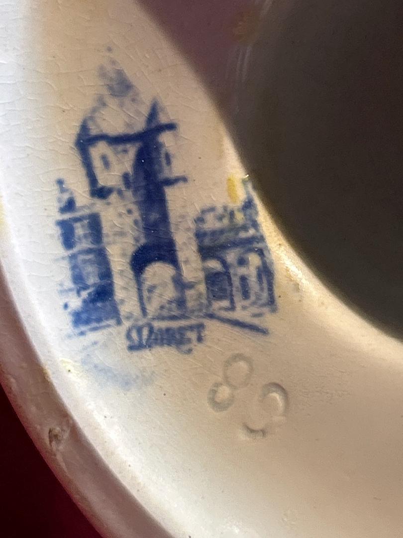 Grand vase en céramique anses visages de Moret-sur-loing