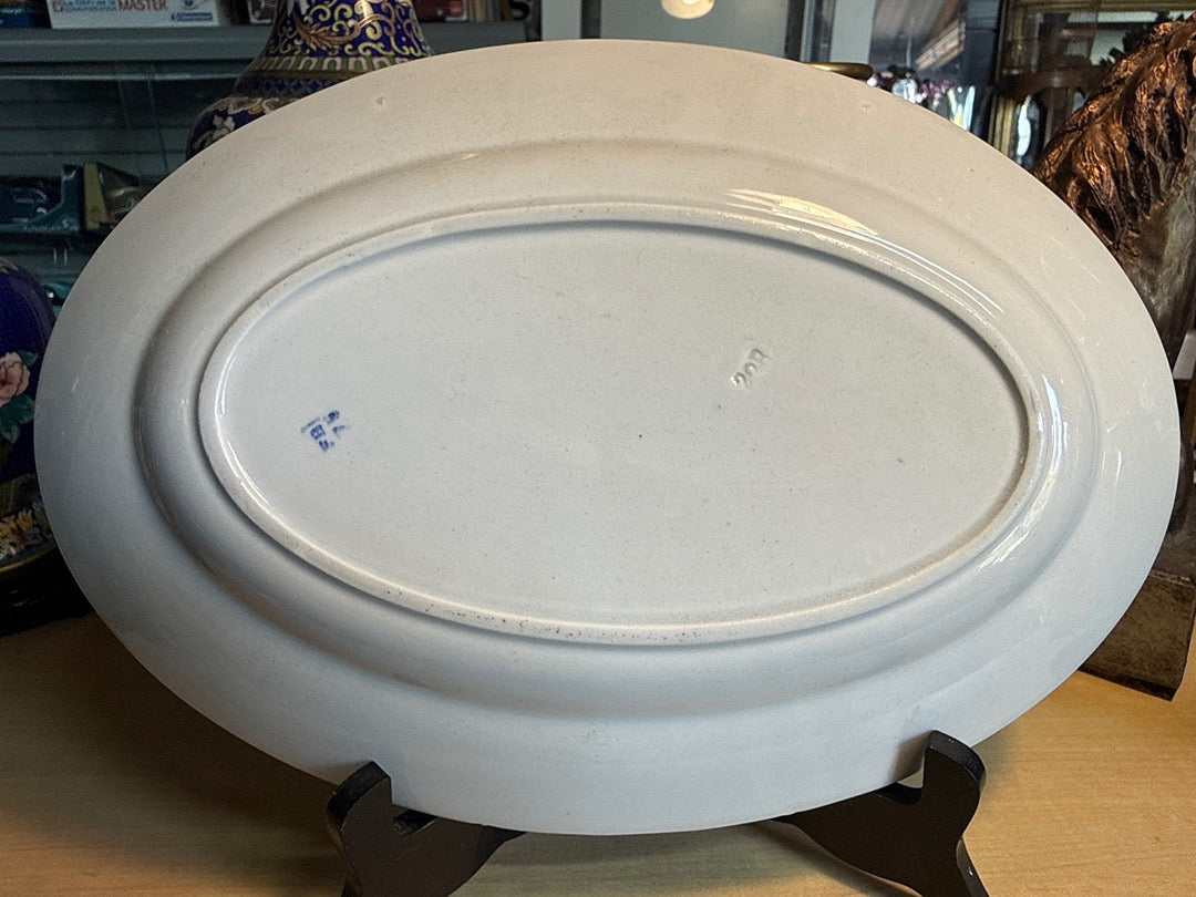 Plat de service – Fb – Vaisselle – Ovale vert liseré noir