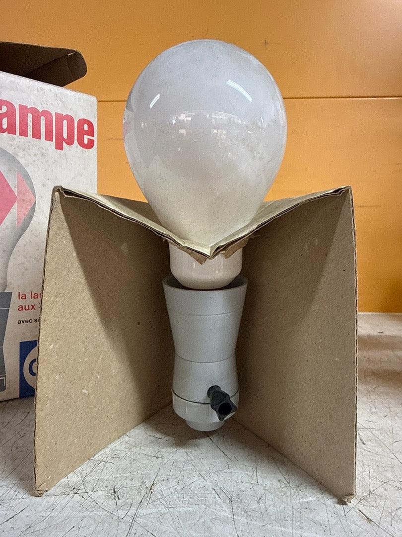 Trilampe – Claude – Luminaire – Ampoule trois ambiances vintage