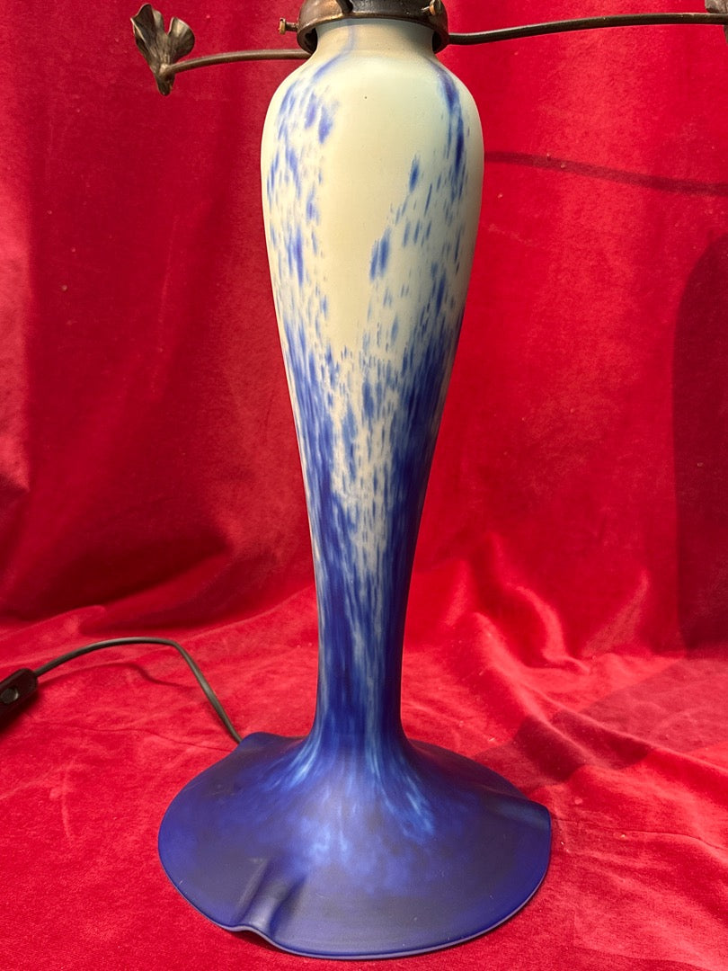 Lampe de table art nouveau pate de verre