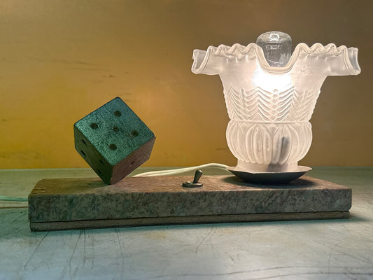 Lampe de chevet vintage – Abat-jour en verre et dé