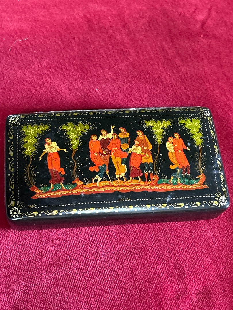 Boîte – Palekh art russe – Peinture miniature