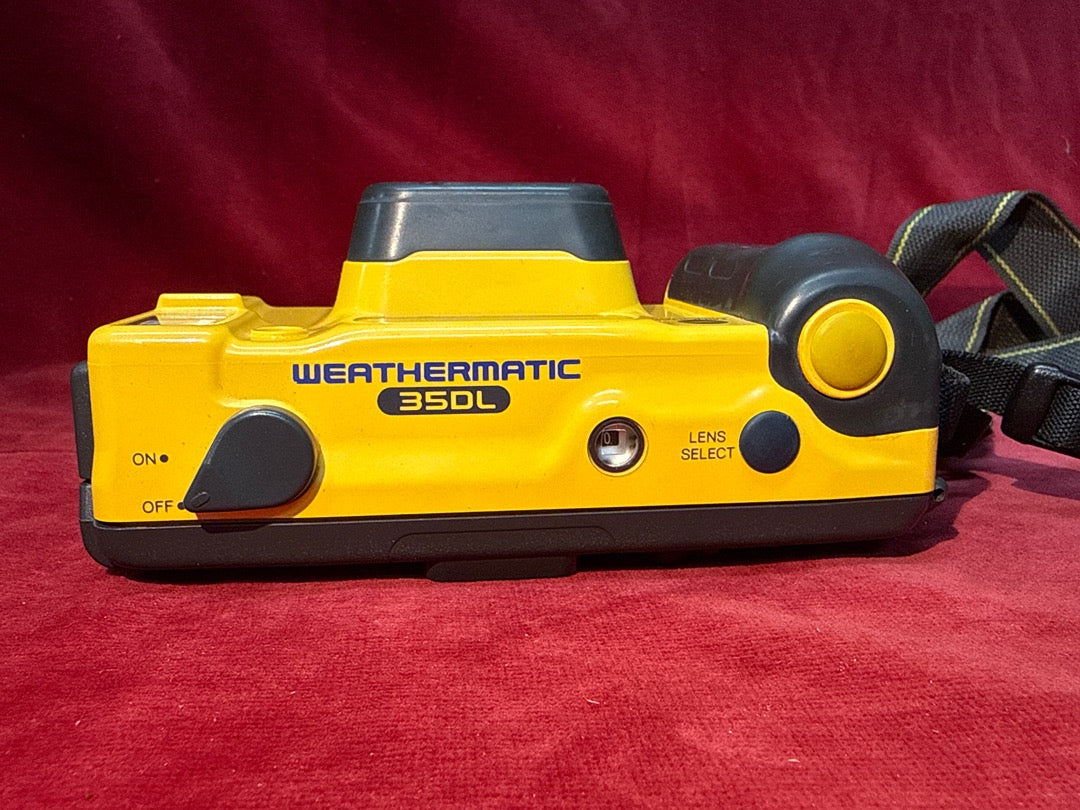 Appareil photo argentique Minolta Weathermatic 35dl jaune