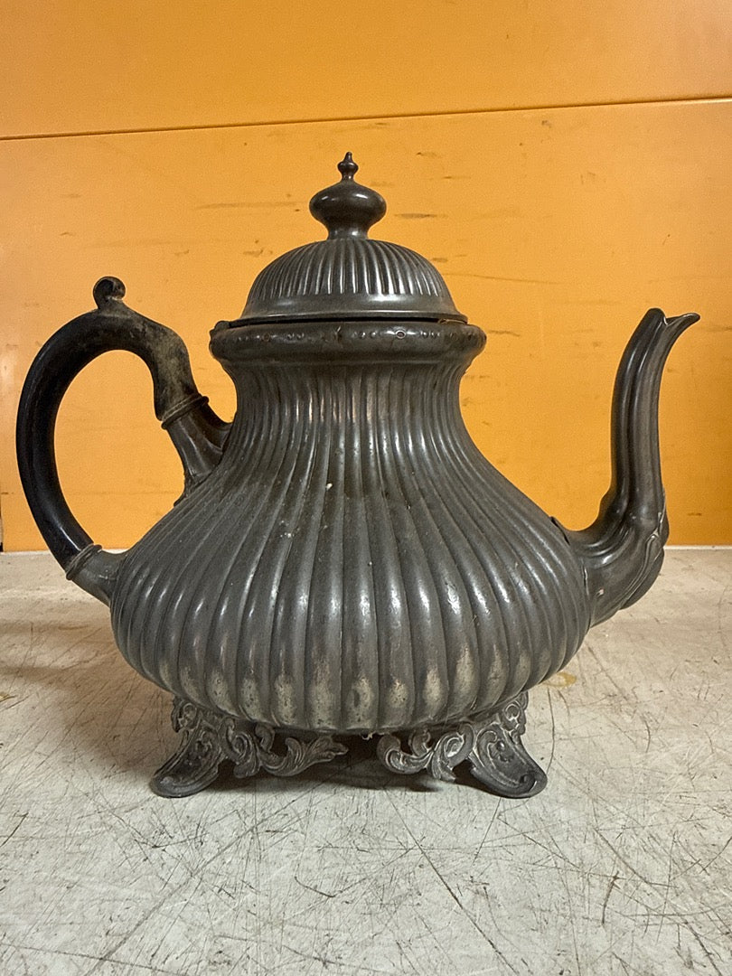 Théière – Shaw & Fisher – Vaisselle – Étain vintage anglaise