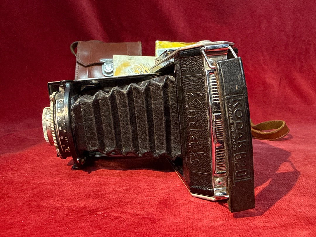 Appareil photo Kodak 620 ancien avec etui et mode d emploi
