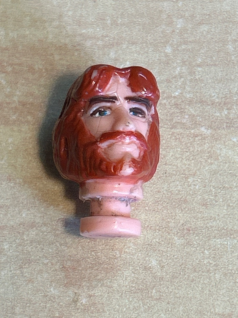 Accessoires figurine tête et cape blanche provenant du dessin animé Ulysse 31