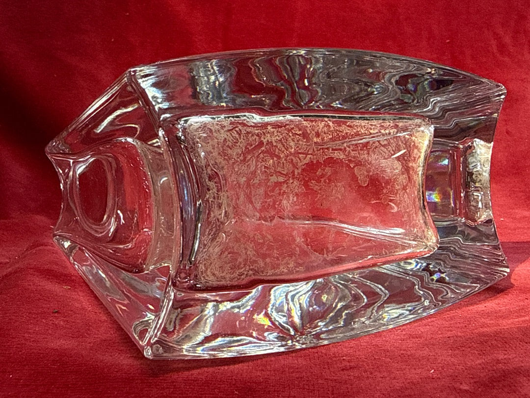 Carafe en cristal clair vintage