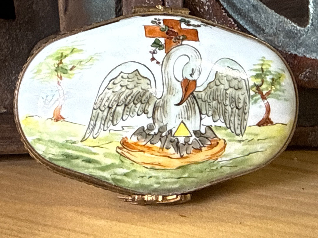 Boîte en porcelaine – Limoges – Ornement – Symboles maçonniques