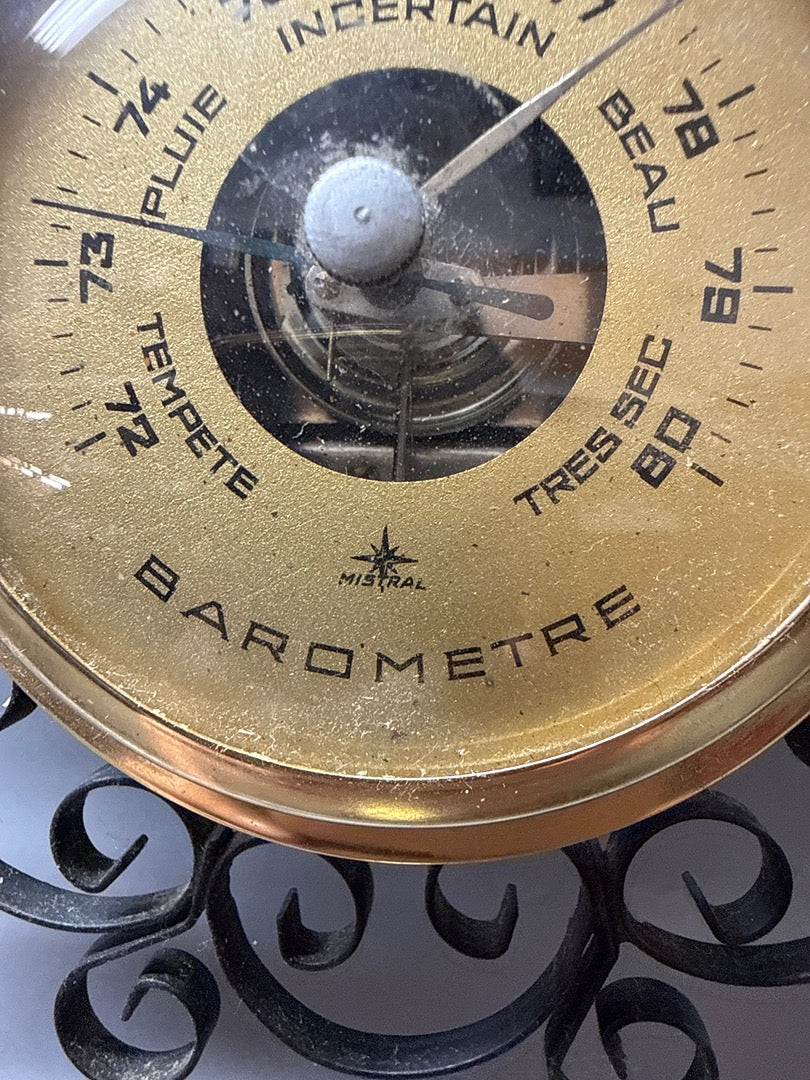 Baromètre Mistral – Ancien en métal doré et noir