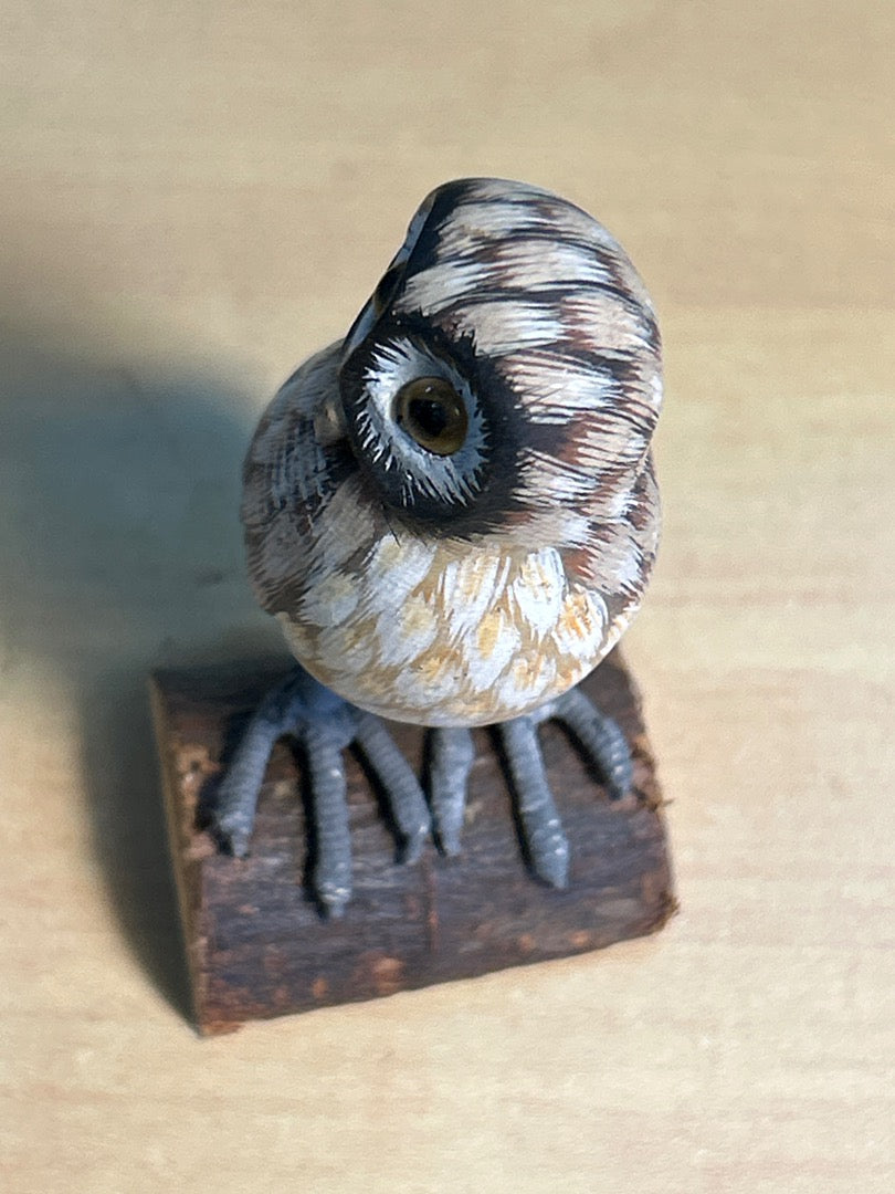 Figurine hibou / chouette bois peint