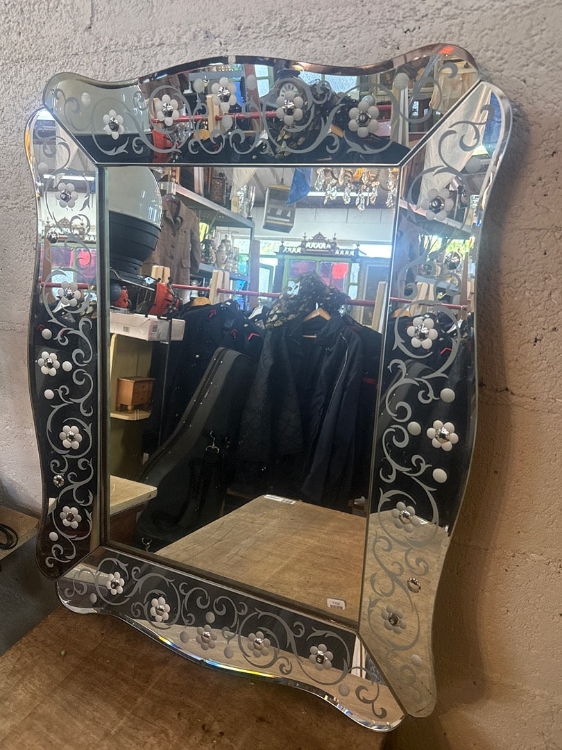Miroir ancien – Style Vénitien gravé et fleurs