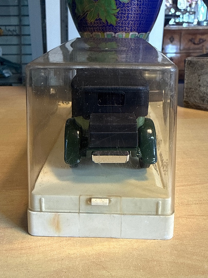 Voiture miniature – Solido – Jouets voitures – Hispano Phaeton vert