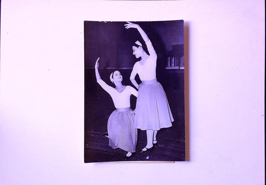 Photographie de presse Margaret Steiner et ses élèves Agence Diffusion Presse