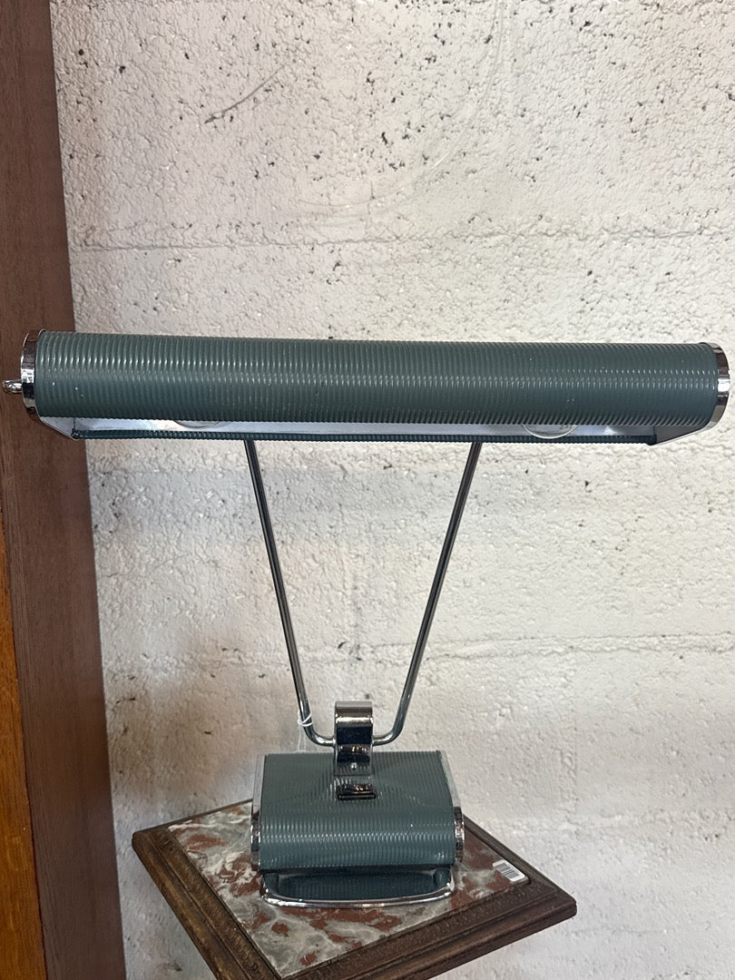 Lampe de bureau vintage – Style Art Déco chrome et vert