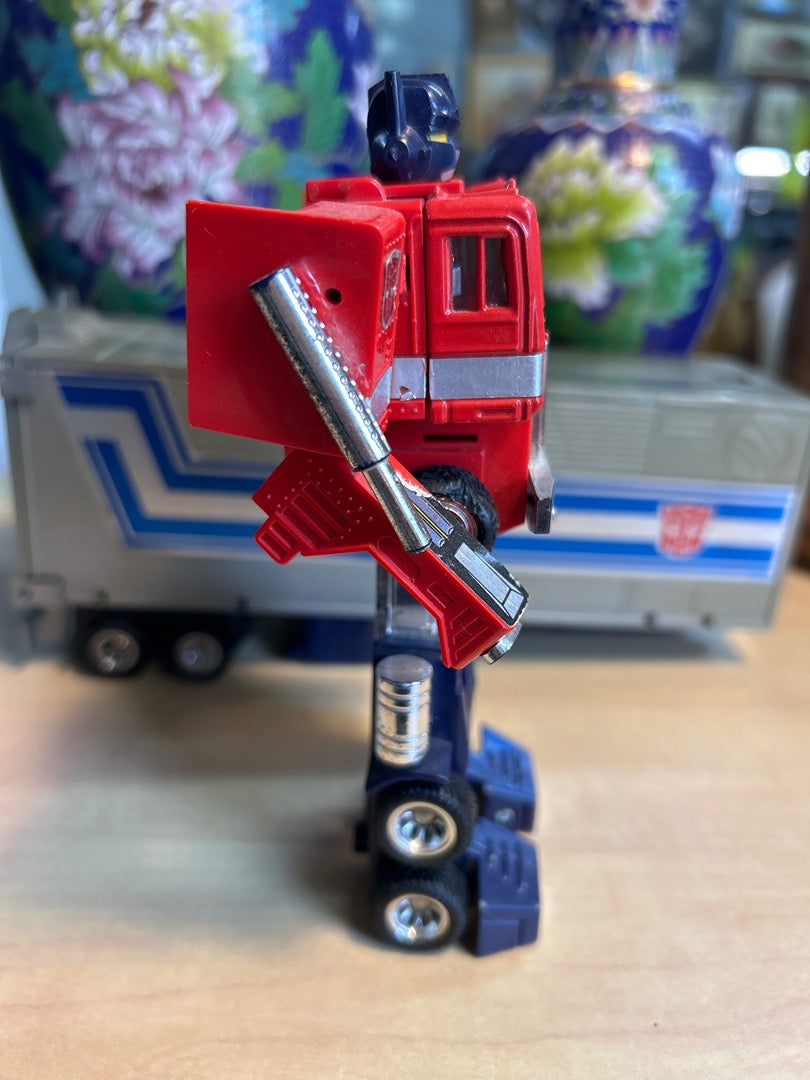 Figurine Optimus Prime Transformers Takara 1980 1987 G1