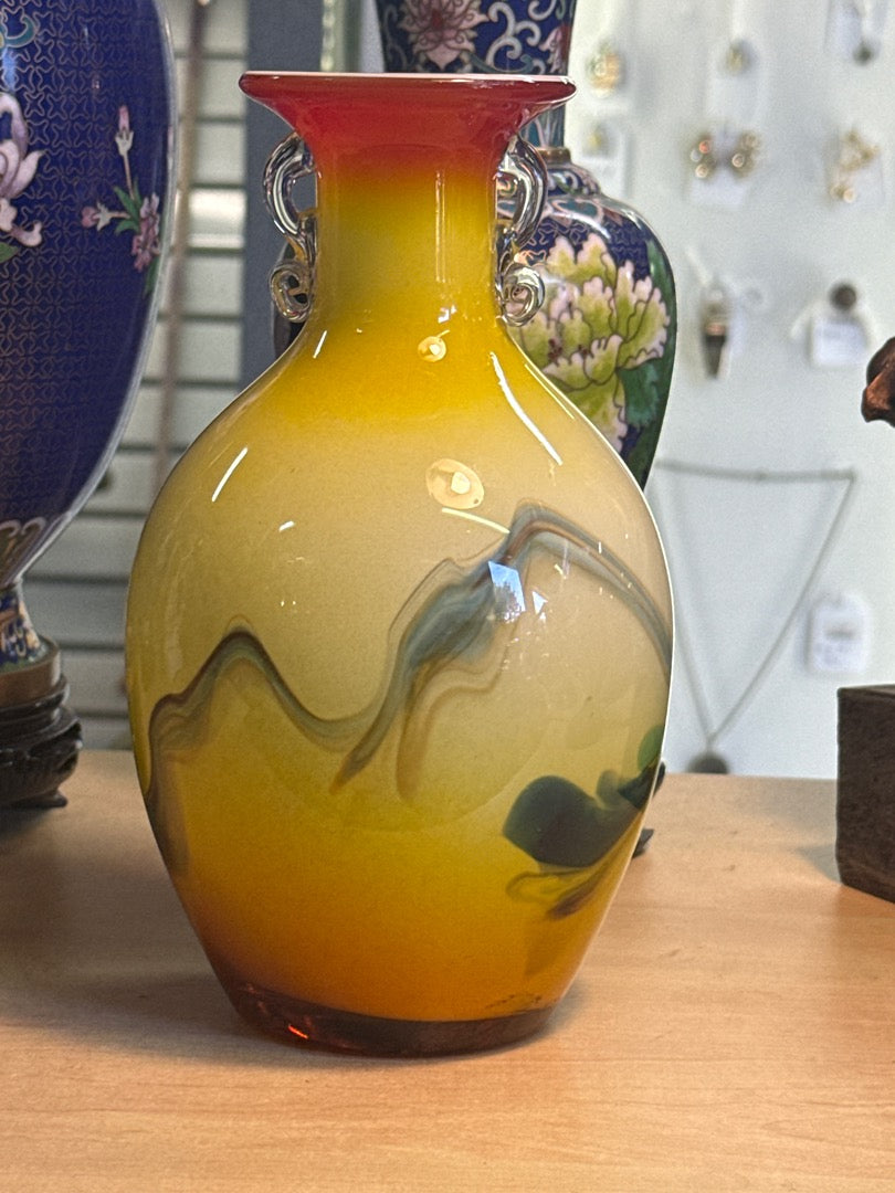 Vase en verre – Artisanal – Décoration – Dégradé jaune orange