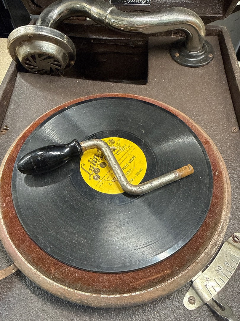 Gramophone – Carillon Baby – Musique – Tourne Disque Vintage