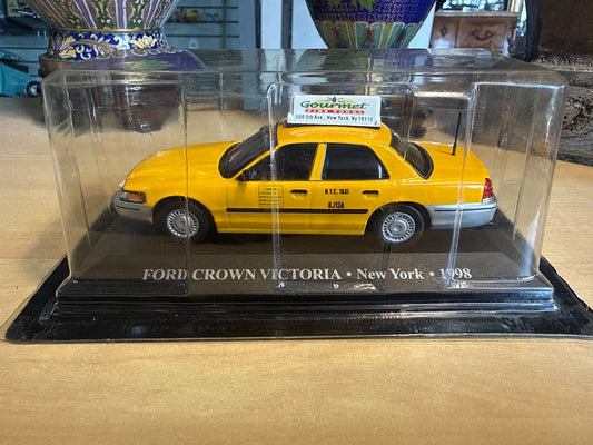 Voiture miniature – Ford Crown Victoria – Jouets – New York Taxi jaune