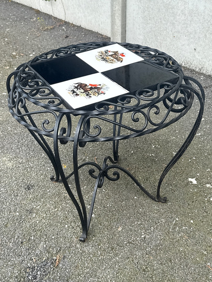 Guéridon – Villeroy & Boch – Décoration – Fer forgé et carreaux