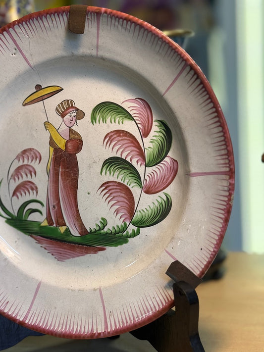 Assiette en faïence – Nevers – Céramique – Dame au parasol