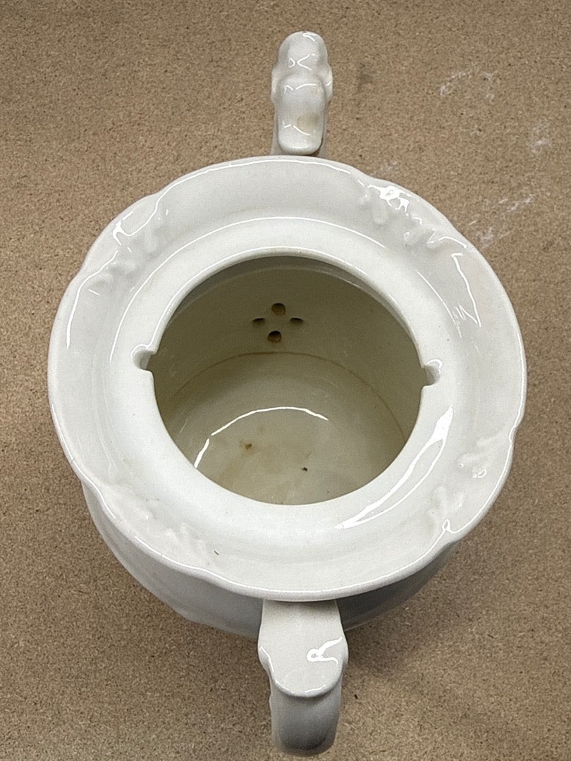 Théière – Vintage – Vaisselle – Porcelaine blanche ancienne