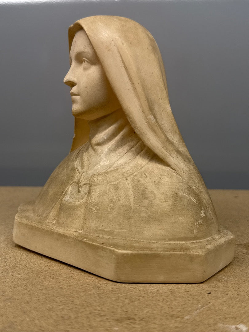 Buste Sainte Thérèse – Décoration – Ornement ancien en plâtre