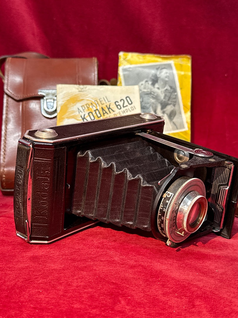 Appareil photo Kodak 620 ancien avec etui et mode d emploi