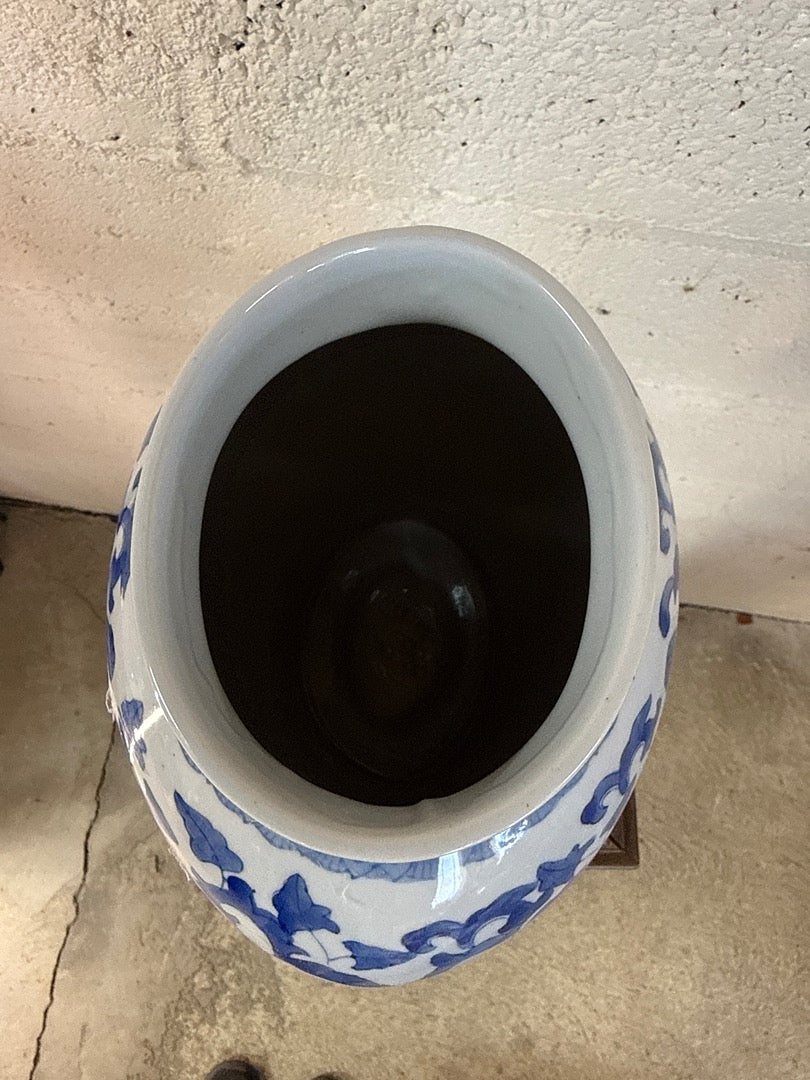 Jarre en céramique bleue – Décoration chinoise