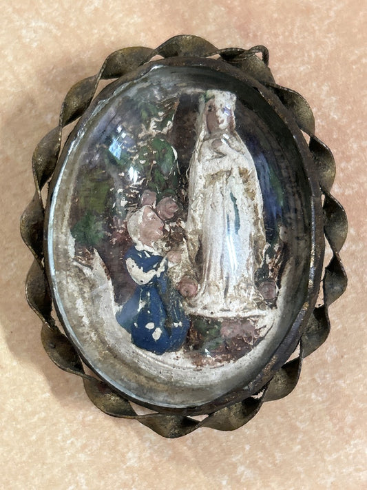 Médaillon – – Objet Religieux – Apparition De Lourdes