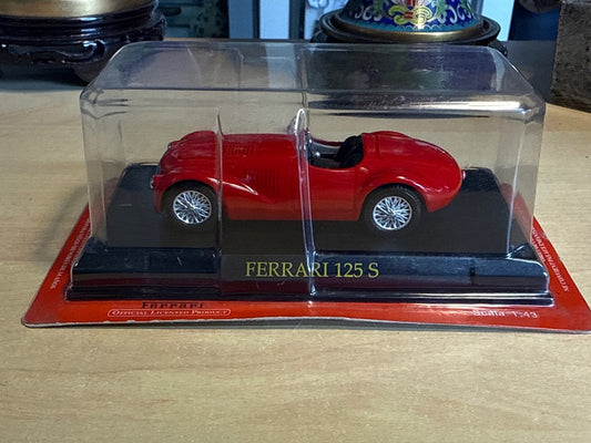 Voiture miniature – Ferrari 125 S – Collection – Rouge 1/43
