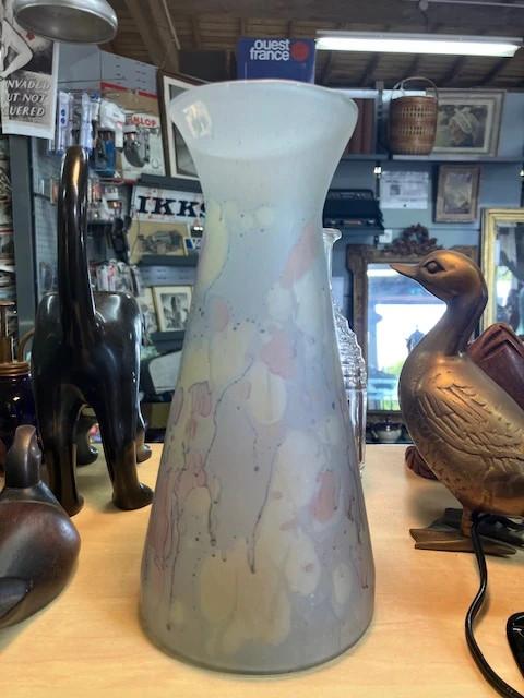 Vase 24cm ilanit pate de verre dépoli pastel année 50