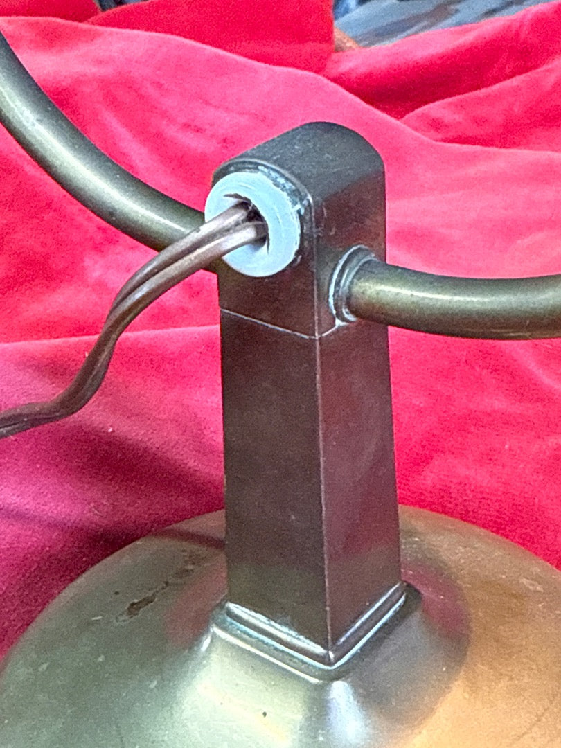 Lampe de bureau – D.r. Pat. – Luminaire – Laiton vintage