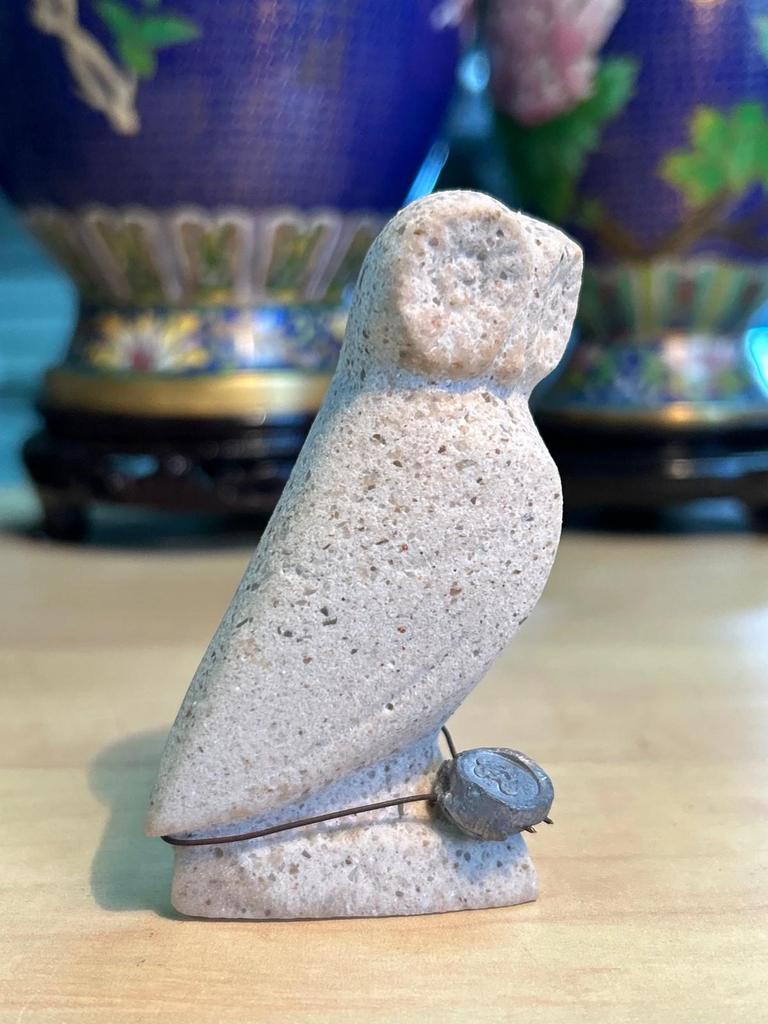 Statuette sculpté Chouette / Hibou en pierre avec sceau
