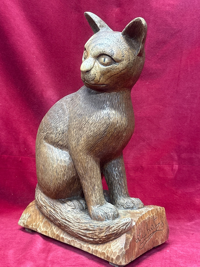 Statue chat en bois sculpté vintage signé Lechat