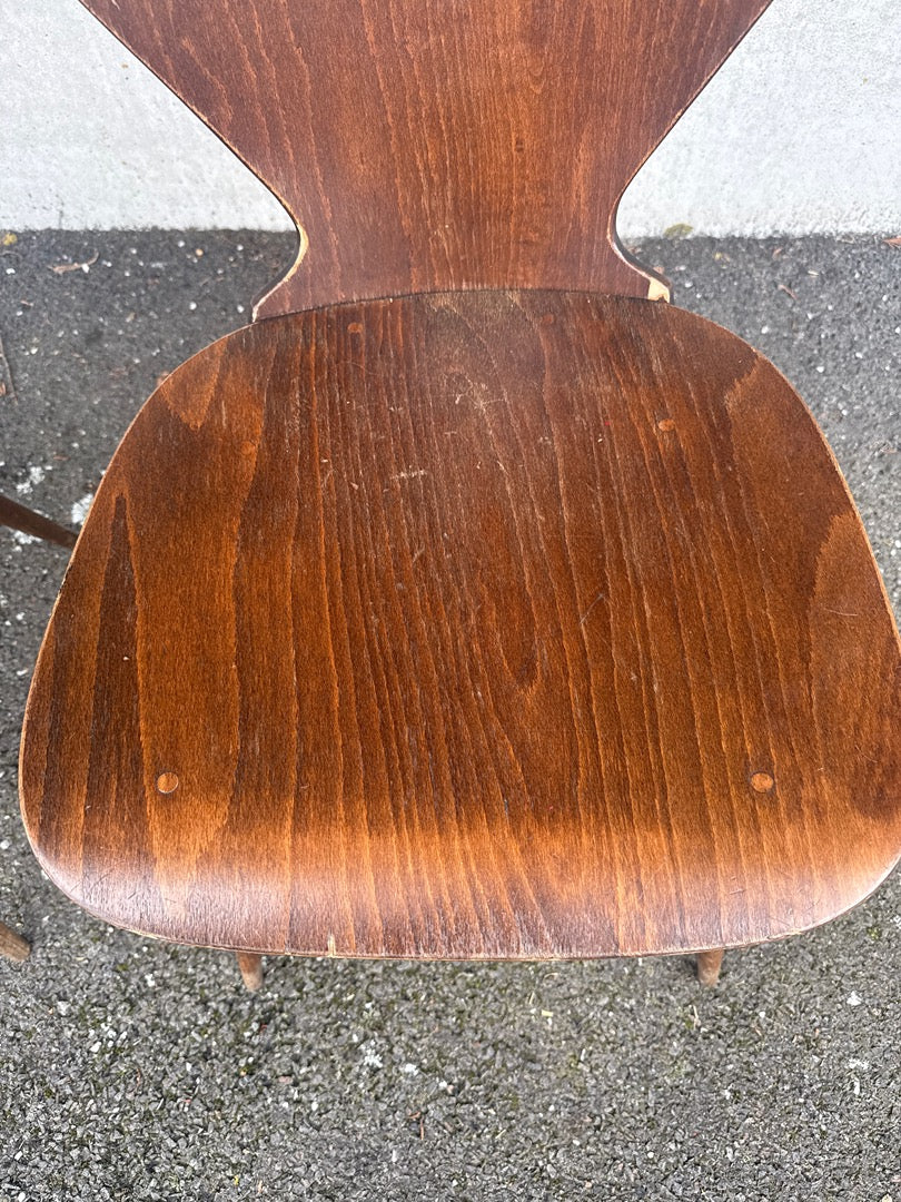 Paire de chaises – Style Baumann Fourmi – Bois vintage bistrot