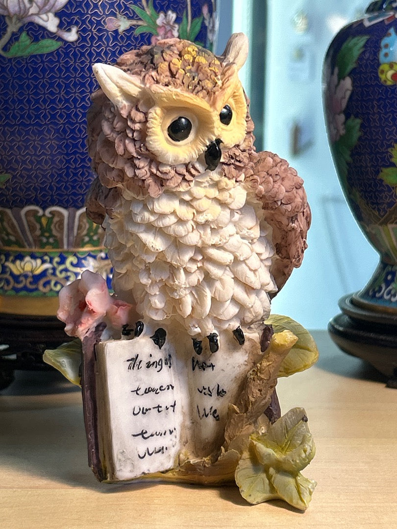 Figurine Hibou / Chouette sur livre
