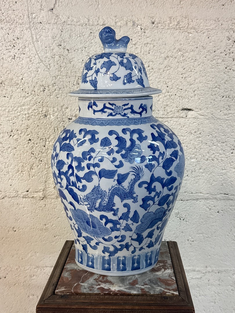 Jarre en céramique bleue – Décoration chinoise