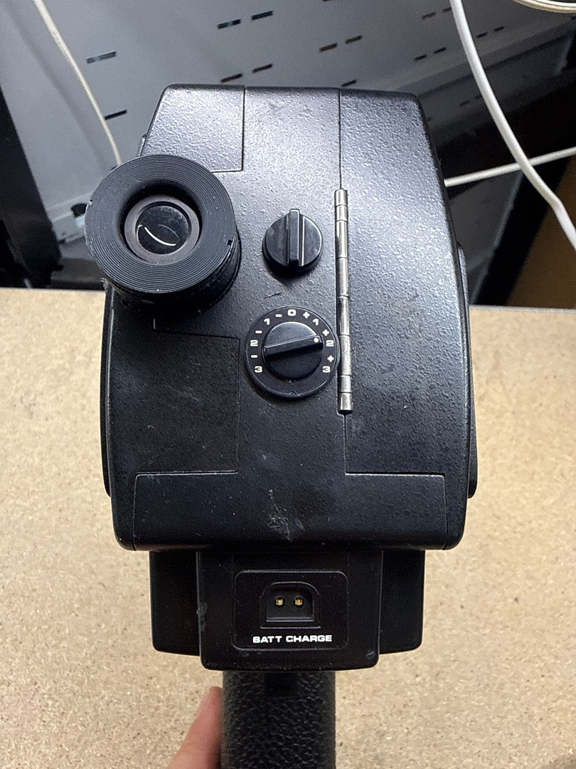 Caméra Super 8 – Bolex 581 – Électronique – Avec mallette