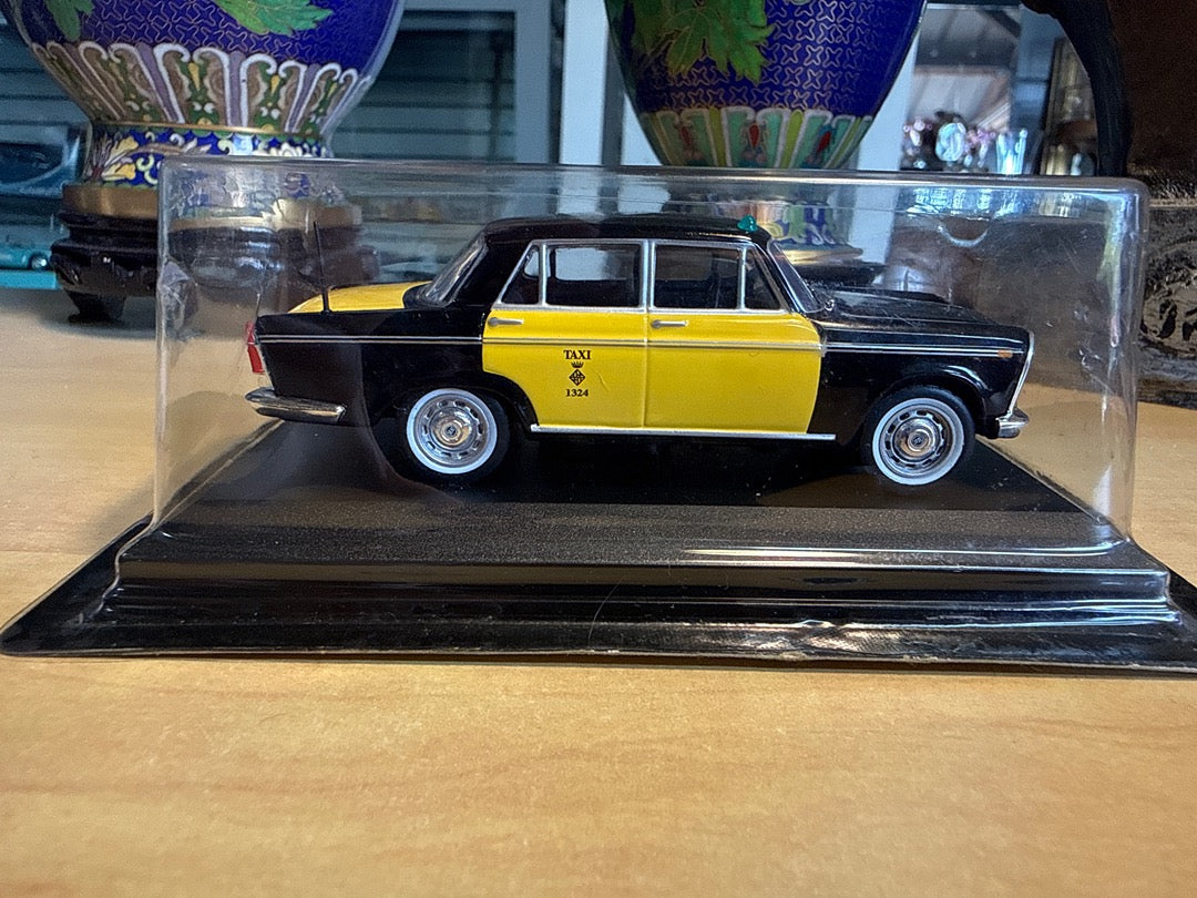 Voiture Miniature – Altaya – Jouet – Seat 1500 Barcelona 1970