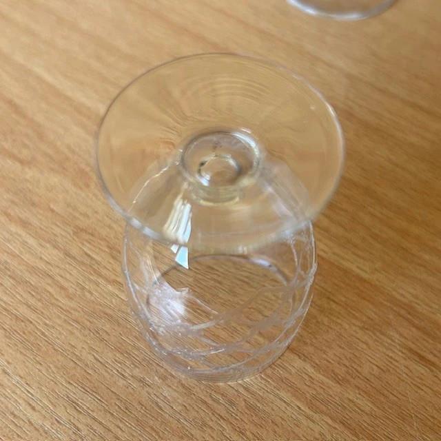 Lot de 5 petits verres a liqueur en cristal
