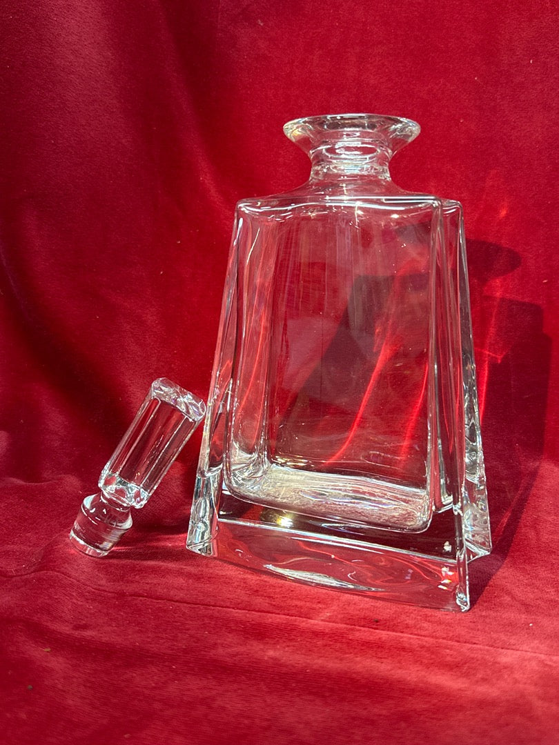 Carafe en cristal clair vintage