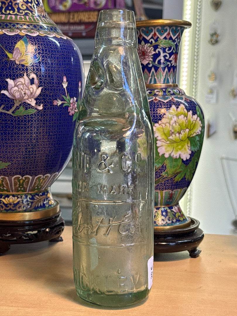 Bouteille à bille – Hunt & Co – Ornement – Verre vert ancien