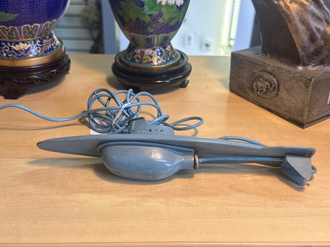 Sous-marin miniature – S4 – Jouet vintage – Métal à poire