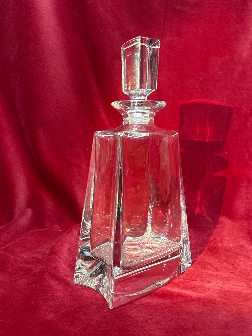 Carafe en cristal clair vintage