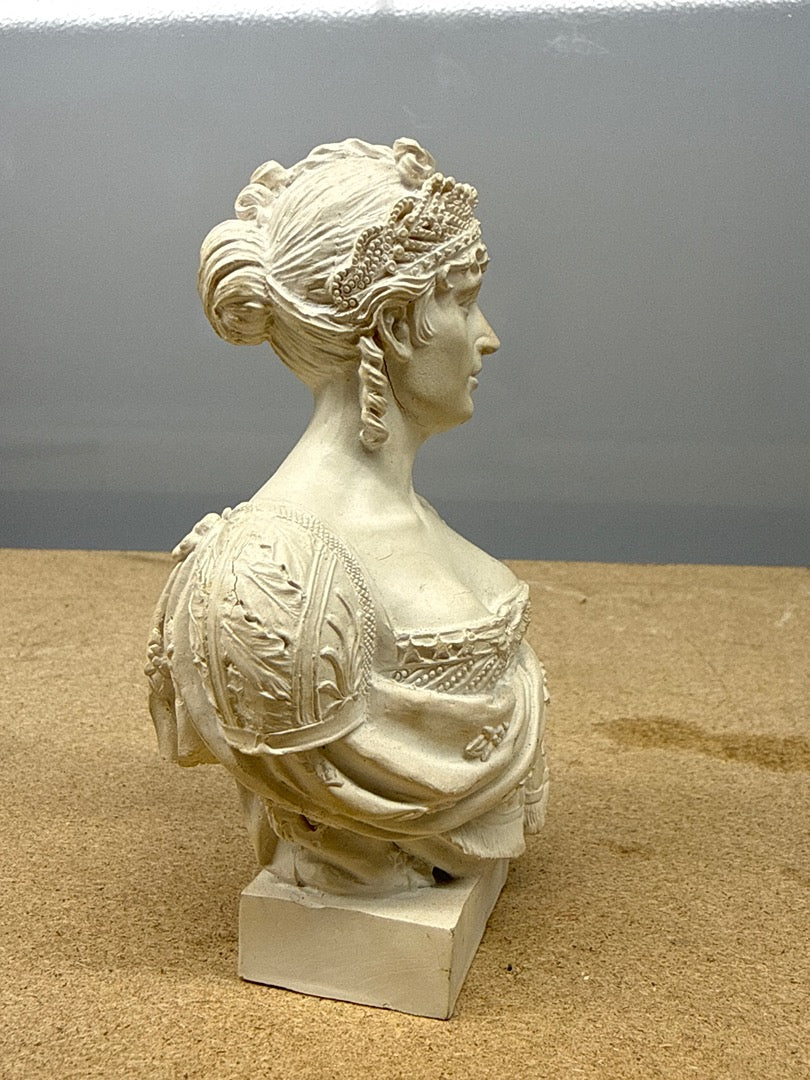 Buste De Femme – Sans Marque – Bibelots – Statuette En Plâtre Blanc