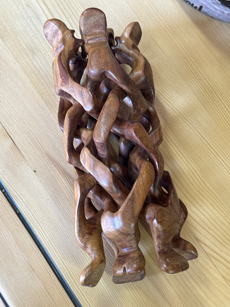 Support En Bois Sculpté – Artisanat – Décoration – Têtes de chameau