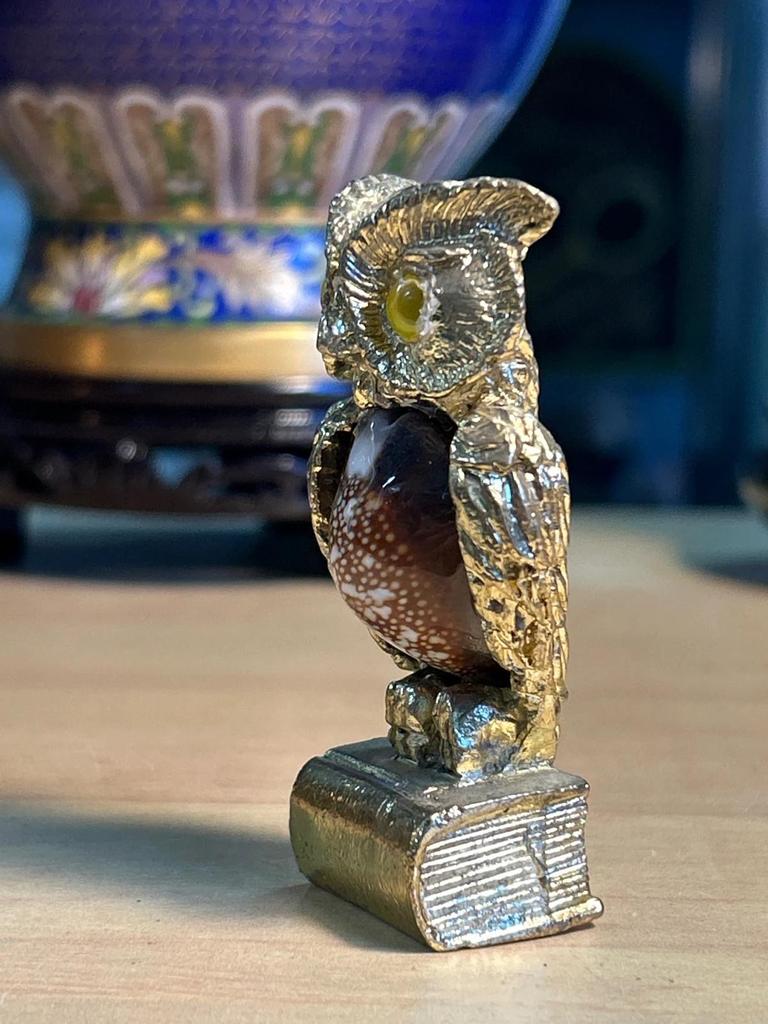 Statuette sculpté Chouette / Hibou en métal avec coquillage